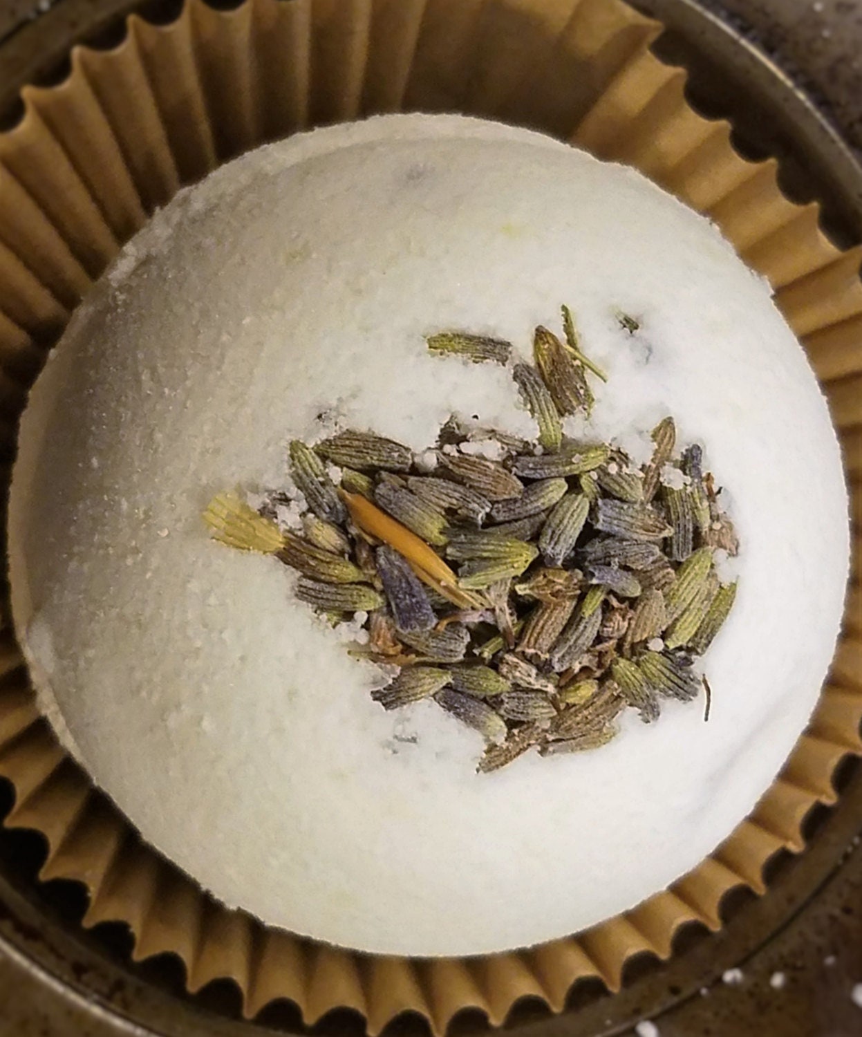 Lavender Bath Bomb | Nourishing Soothing Bath Bomb | Luxurious Moisturizing Bathing Experience | Detox Bath Bombs | 2 oz bomb